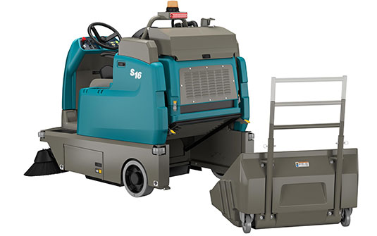 Die Aufsitz-Kehrsaugmaschine S16 von Tennant hat eine benutzerfreundliche Funktionalität Die Aufsitz-Kehrsaugmaschine S16 von Tennant hat eine benutzerfreundliche Funktionalität
