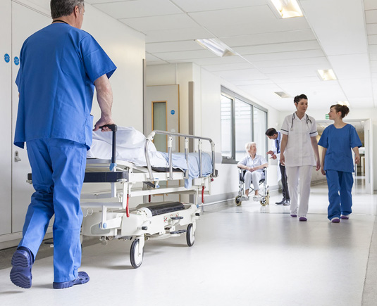 Erstellen eines Reinigungsprogramms für Krankenhausböden Erstellen eines Reinigungsprogramms für Krankenhausböden