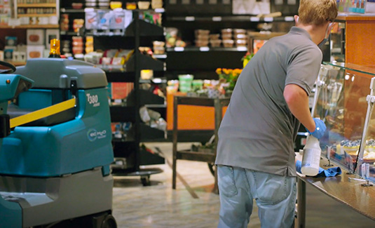 Staff Cleaning Staff Cleaning