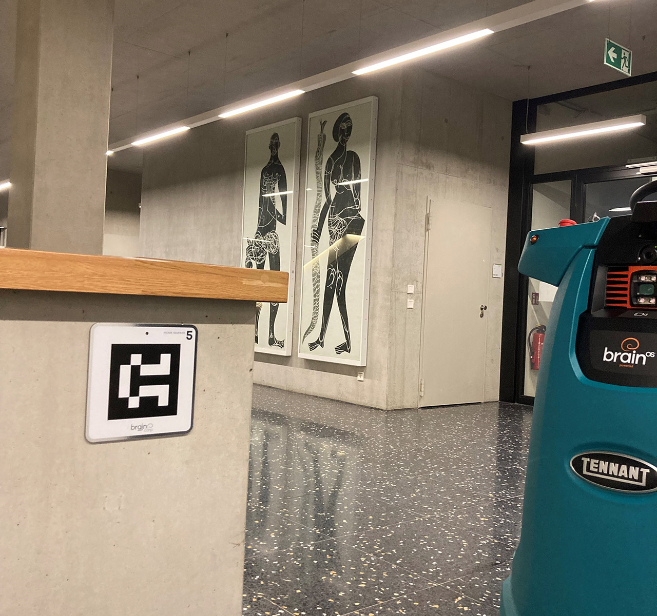 Robot di pulizia autonomo Robot di pulizia autonomo