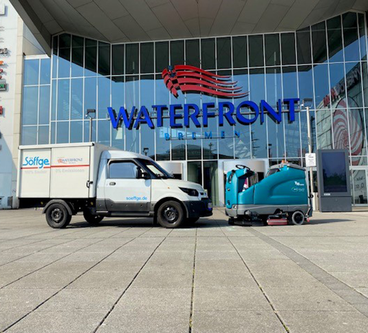 La rivoluzione della pulizia presso il centro commerciale Waterfront Bremen La rivoluzione della pulizia presso il centro commerciale Waterfront Bremen